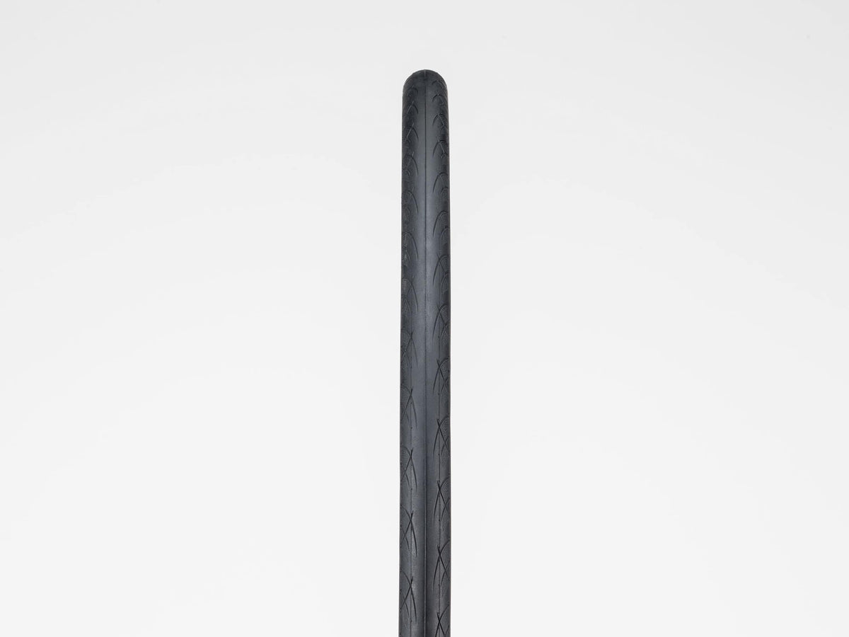 Bontrager AW1 Hard-Case Lite Road Tire