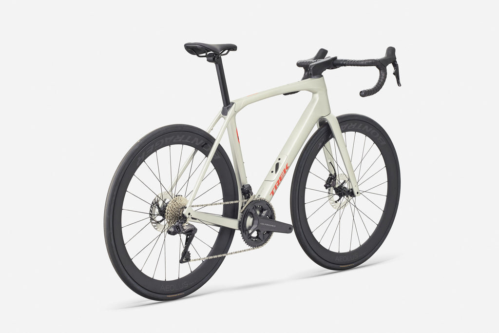 Domane SL 7 Gen 4 — Matte Lunar Silver