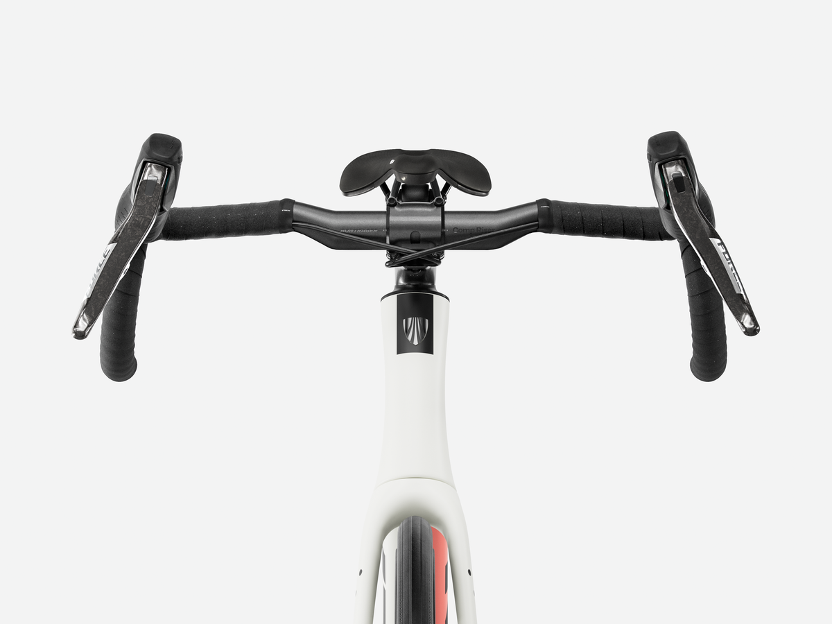 Domane SL 7 AXS 1x Gen 5 — Matte Era White/Deep Smoke