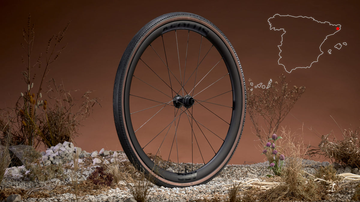 Bontrager Girona Comp Gravel Tire