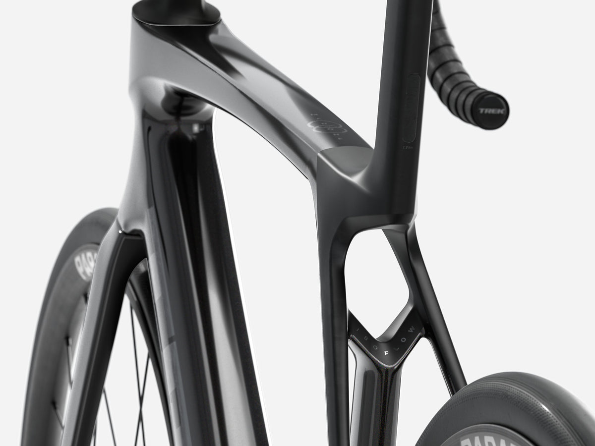 Madone SL 5 Gen 8 — Gloss Dark Star/Matte Deep Smoke