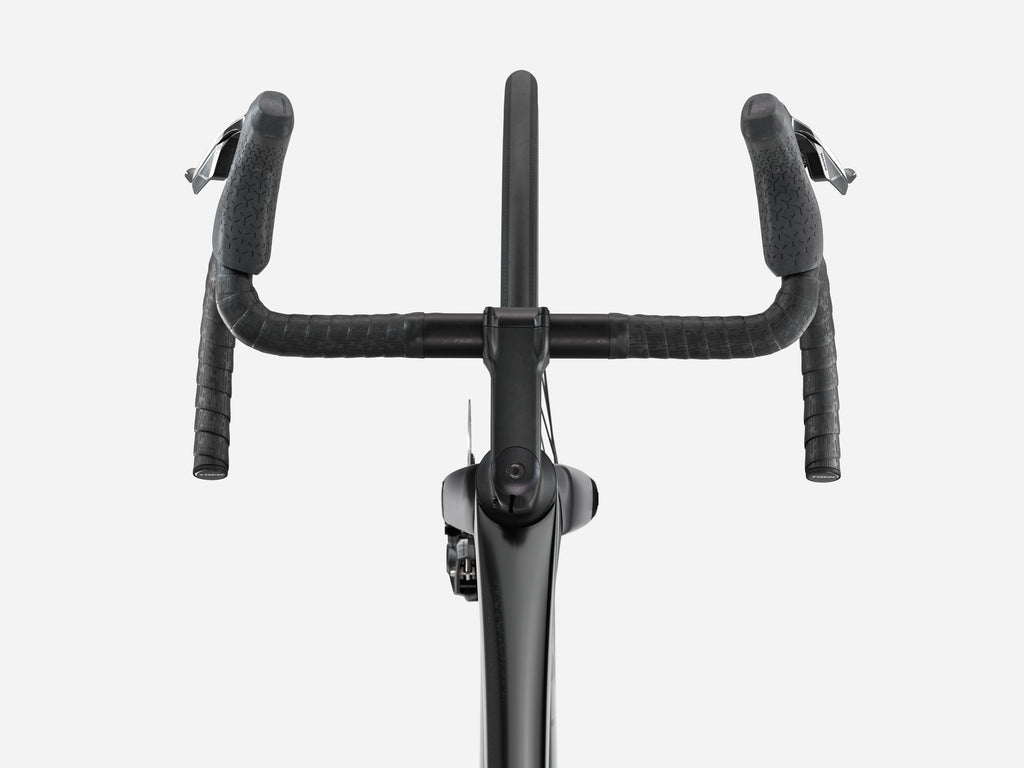 Madone SL 6 AXS Gen 8 — Gloss Dark Star/Matte Deep Smoke