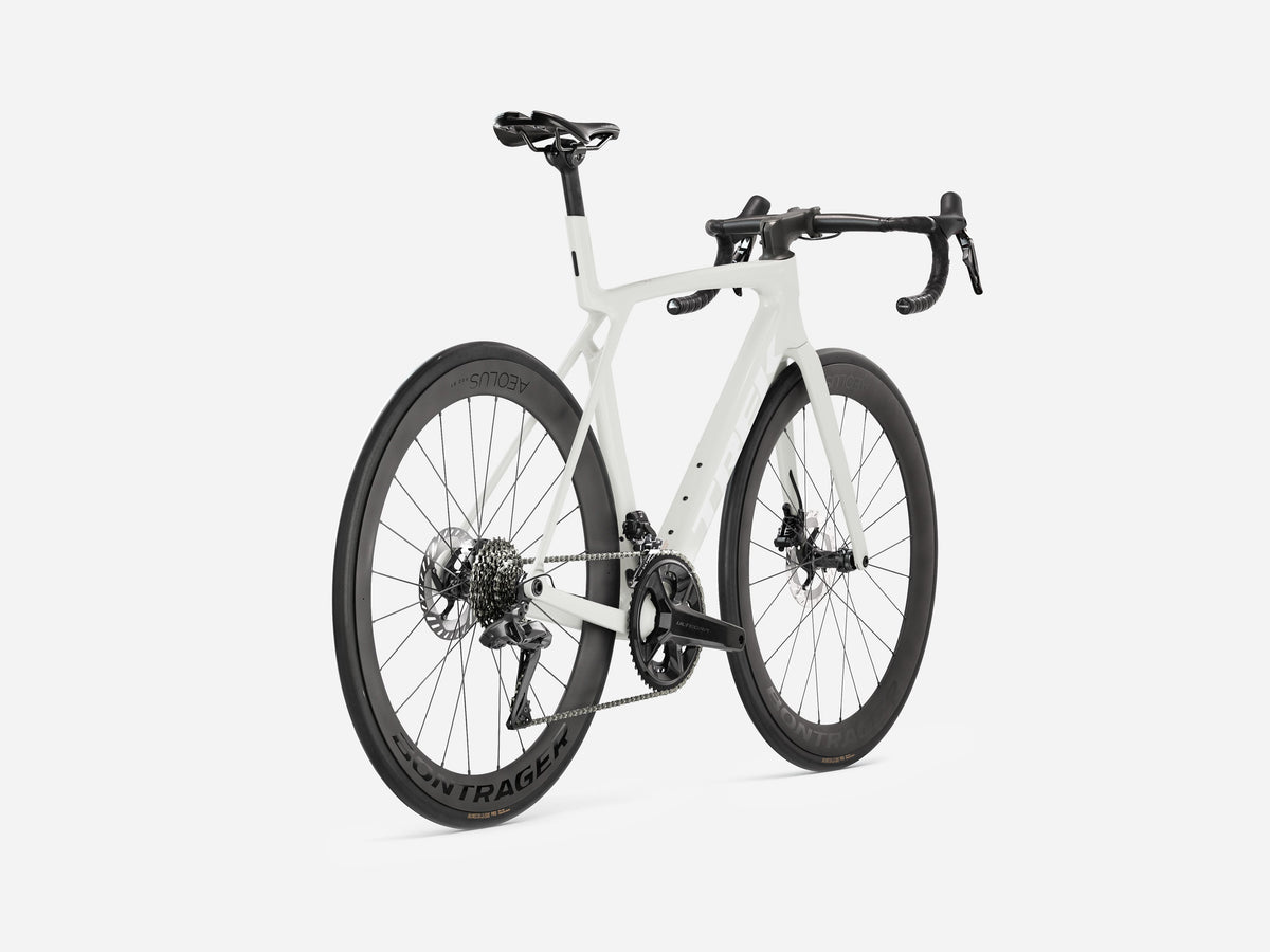 Madone SL 7 Gen 8 — Era White