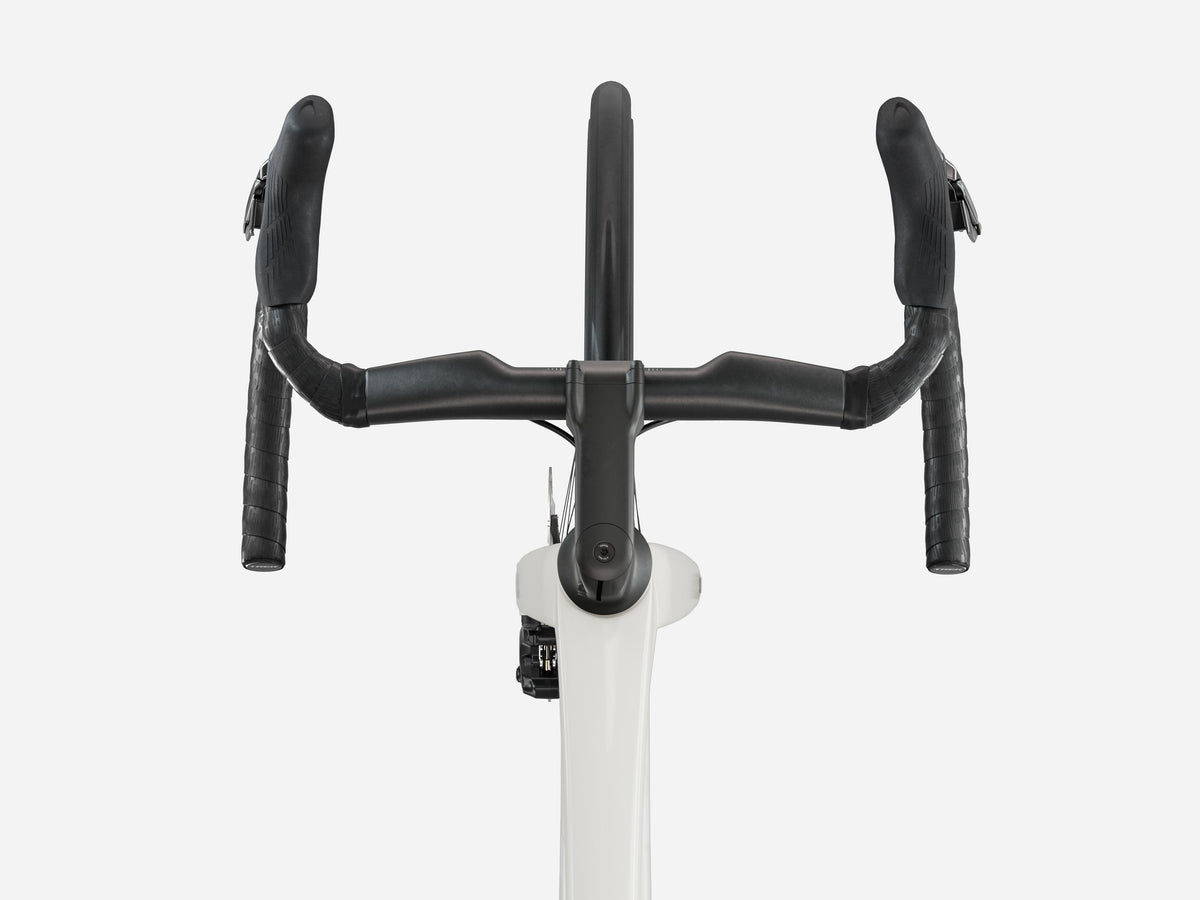 Madone SL 7 Gen 8 — Era White
