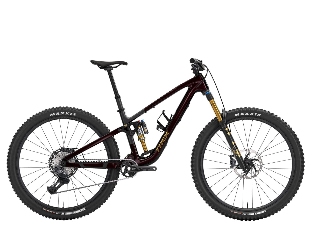Fuel EX 9.8 XT Di2 Gen 7 — Gloss Dark Carmine / Matte Trek Black
